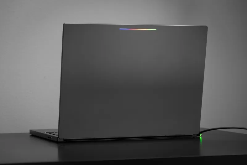 Chromebook Pixel (Behind the Scenes)