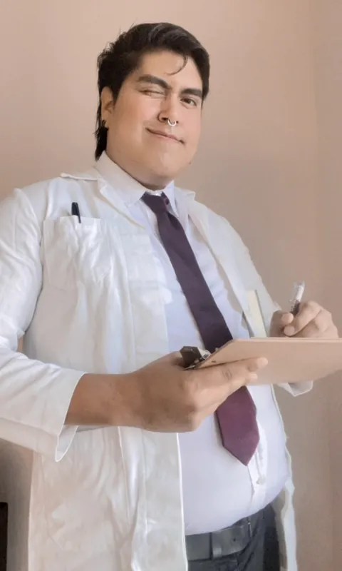 Anyone need a doctor? 🥼 | Doctor Roleplay [Spoiler]