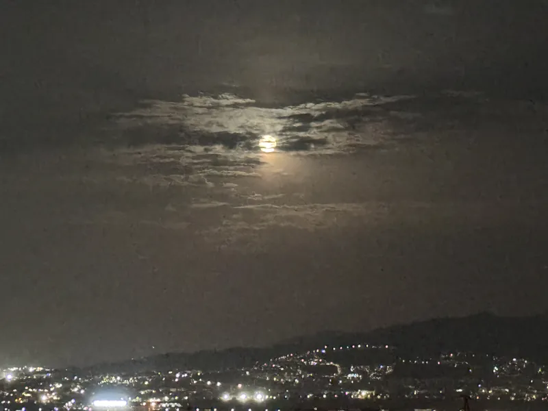 4:18 Lo, the Strawberry Full Moon beginneth. 🍓🌕