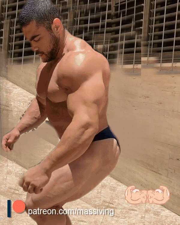 Pool sidechest posing