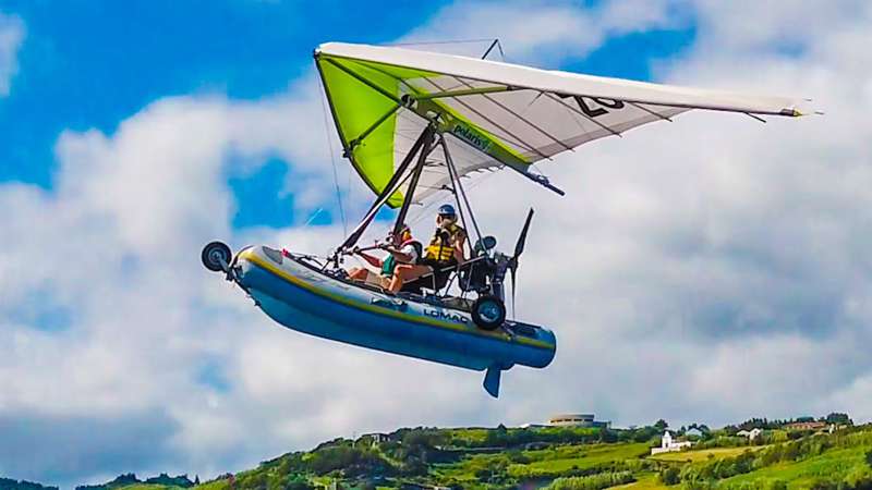 Flying Dinghies and Giant Mantas! Ep.255